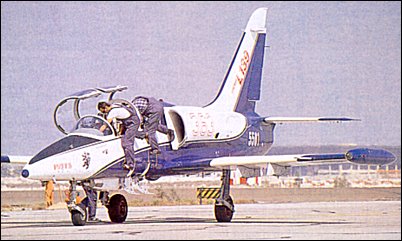 Aero Vodochody L-139