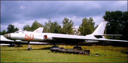 Tupolev Tu-16