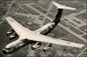 Lockheed C-141 Starlifter