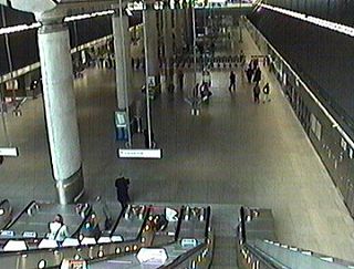   Canary Wharf 