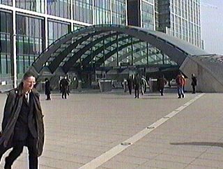   Canary Wharf